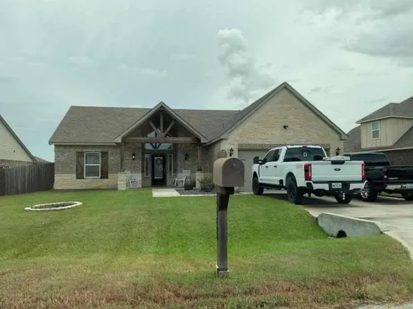 12388 Pecan Dr, Willis, TX 77318