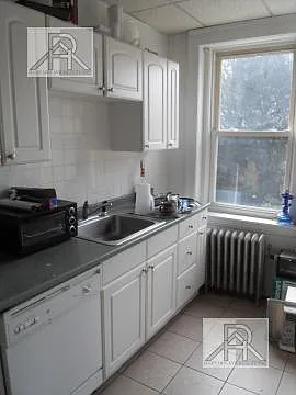 241 Freeman St Photo 1