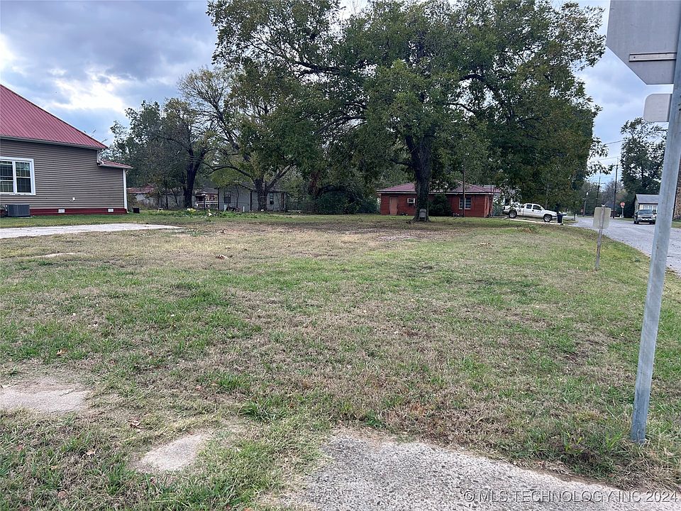 2nd image of NW 3rd St