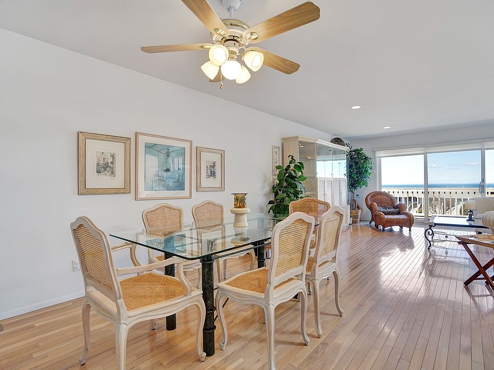 1902 Bluffs Dr S, Baiting Hollow, NY 11933 Zillow