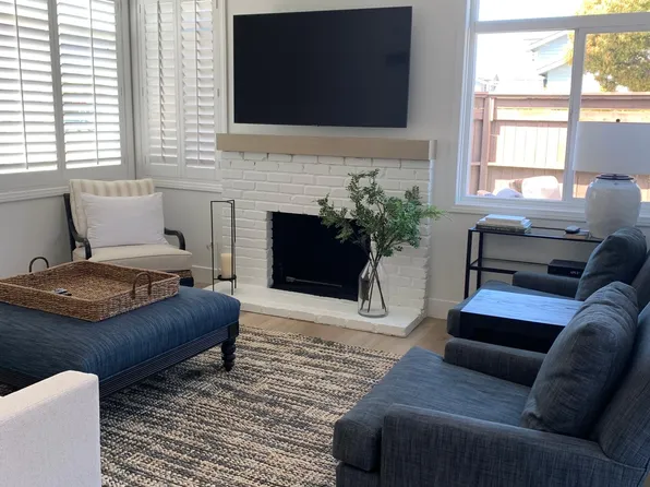 2606 Elden Ave APT D, Costa Mesa, CA 92627