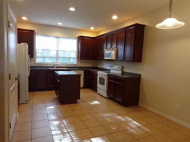 304 Nautica Mile Dr — Photo 14