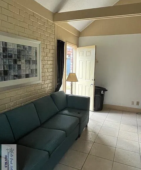 240 Country Club Cir #2 — Photo 5