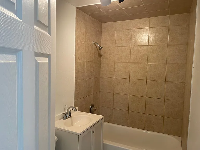Bathroom (Shower)