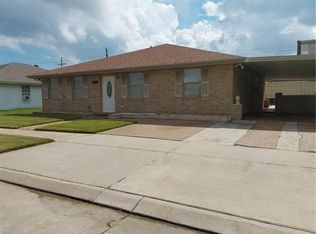 2517 Veronica Dr, Chalmette, LA 70043