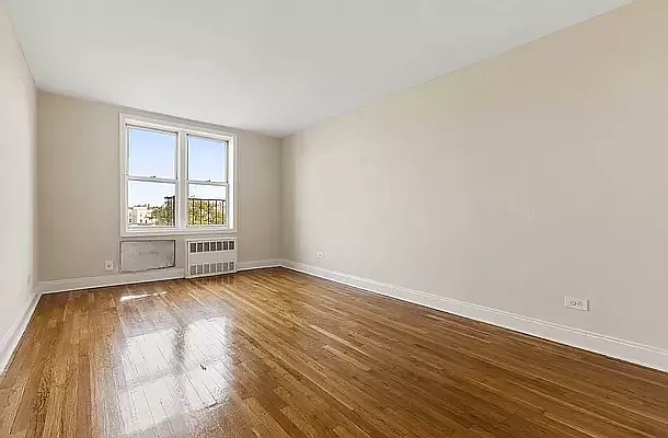 Rented by Contact Realty | media 3