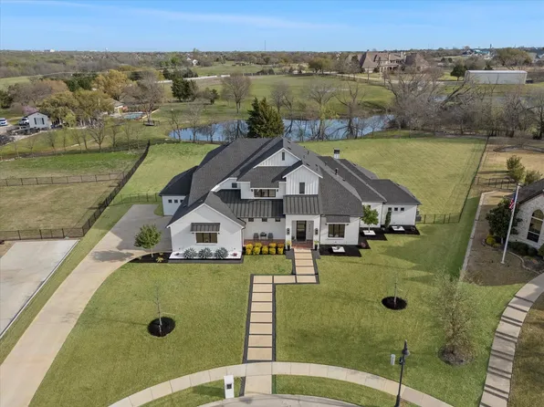 909 Saint Anne Ct, Heath, TX 75032