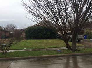 212 N Chestnut St, Forney, TX 75126