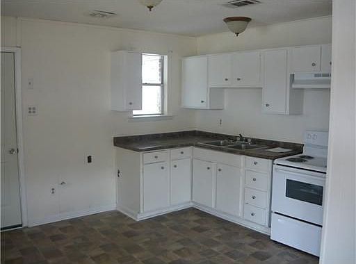 5th image of 1361 Dogwood Dr