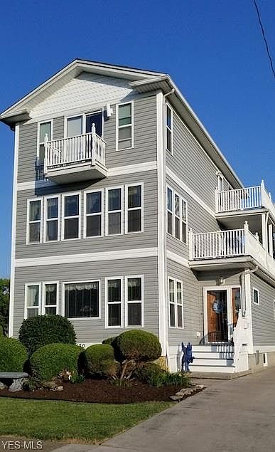 1st image of 130 Lakeside Ave