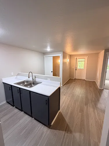 Cedar Apartments Photo 1