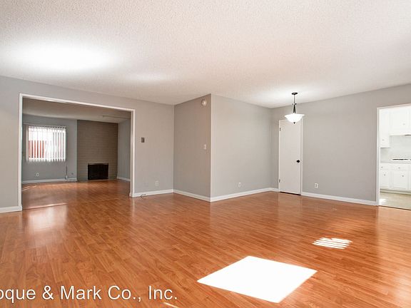 2nd image of 3735 Mentone Ave APT 1