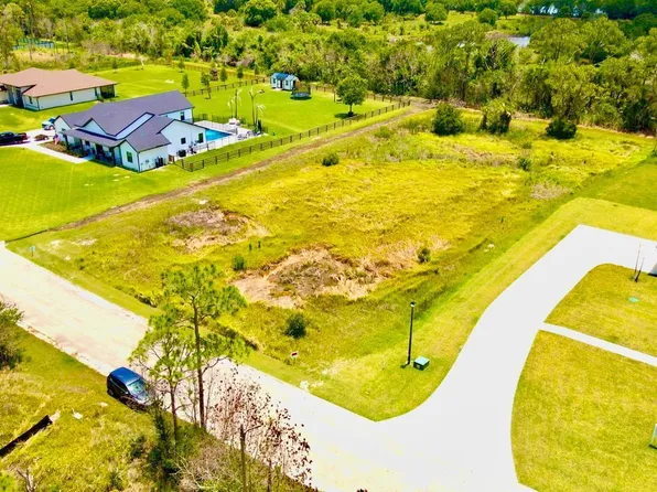 10627 Lighter Wood Lane, Fort Pierce, FL 34945