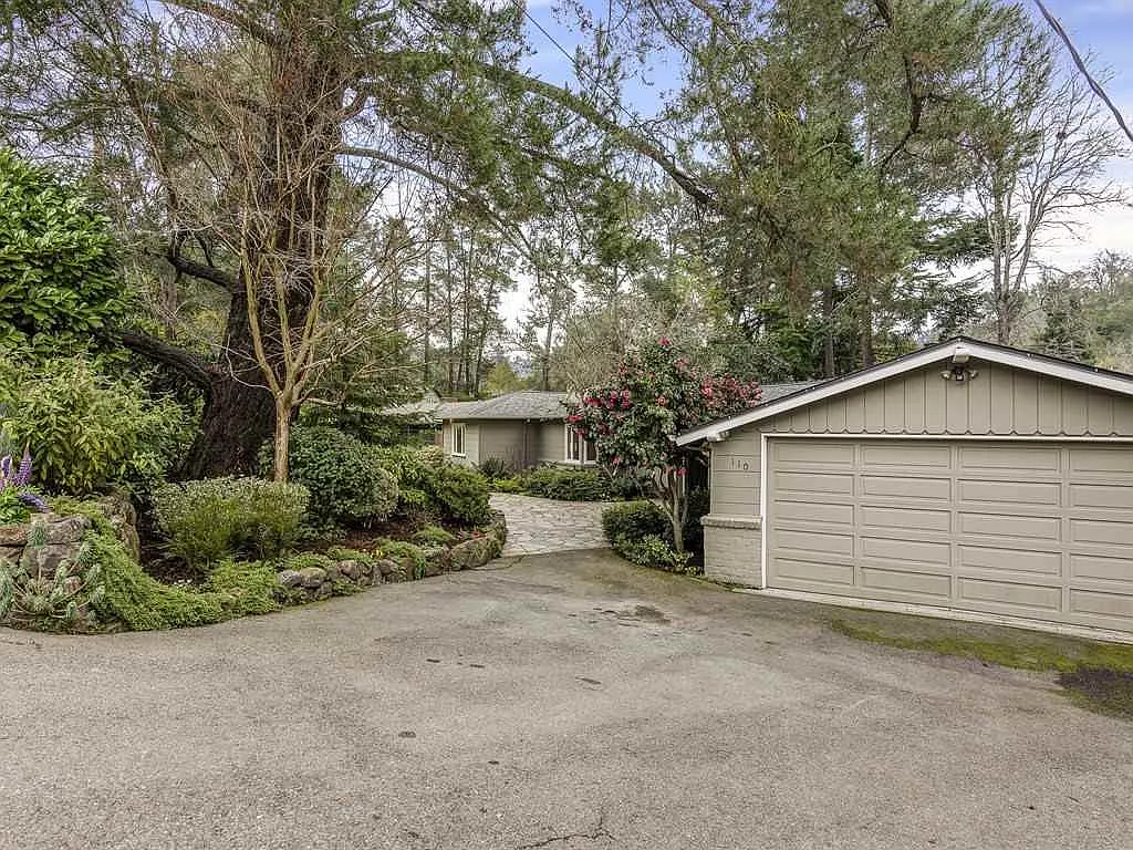 110 Lombardy Ln photo 1