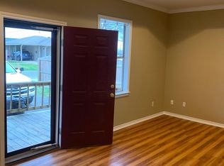 307 Avenue E Poin #A, Pt Neches, TX 77651