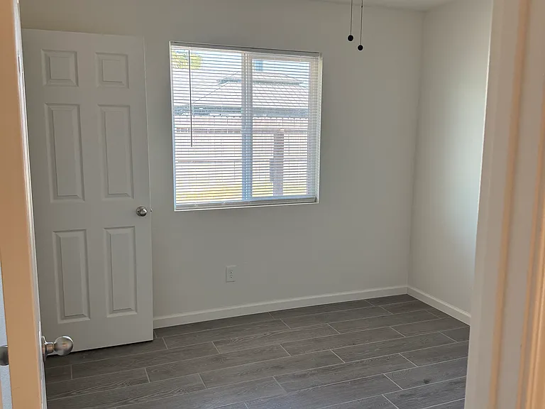 479 W Spruce Ave — Photo 8