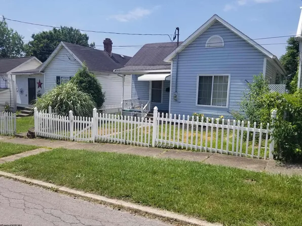 1719 Goff Ave, Clarksburg, WV 26301