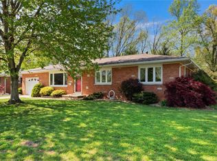 517 W 4th St, Trenton, IL