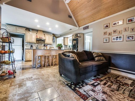 4th image of 170 Canyon Oaks Dr