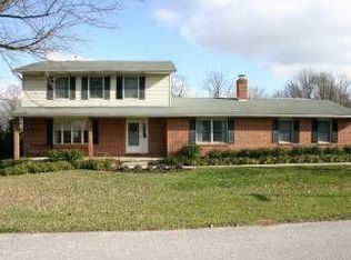 1049 Morgan Run Dr, Finksburg, MD 21048