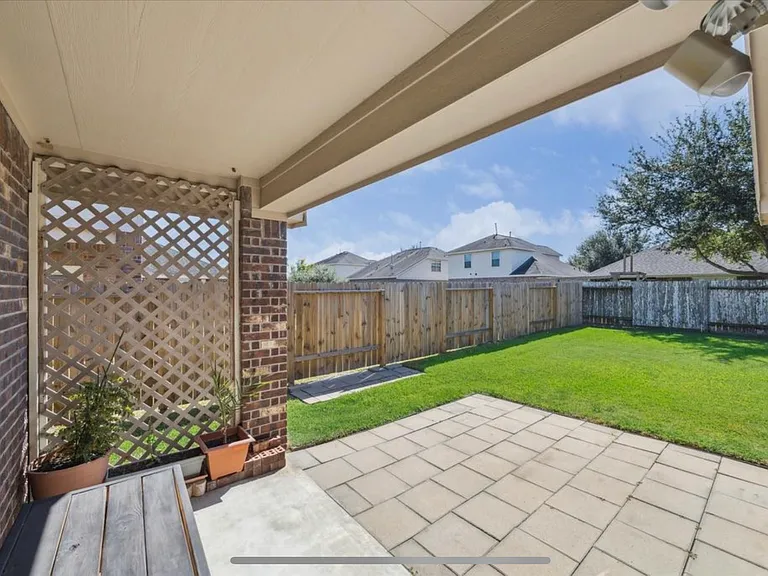 3039 Boxwood Springs Ln — Photo 19