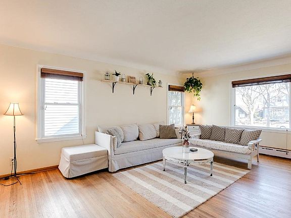 4th image of 1764 Van Buren Ave