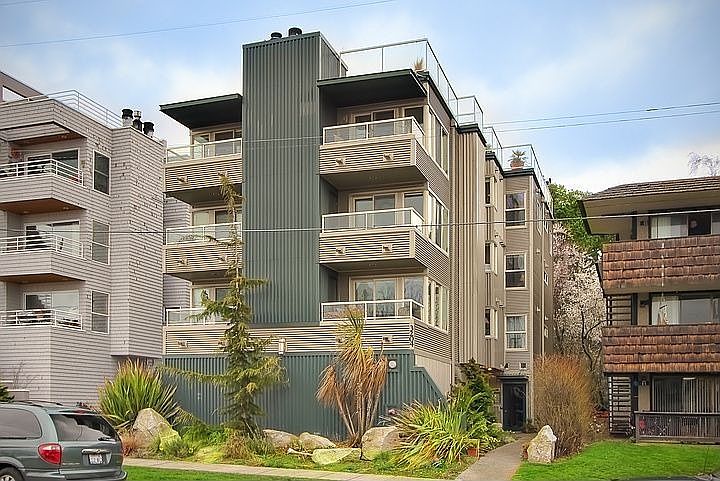 Lighthouse Landing Condominium