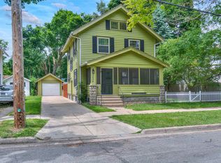 1006 3rd St, Jackson, MI 49203