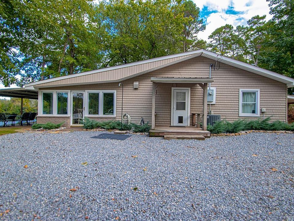 1st image of 105 James Ln