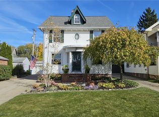 2113 Glenbury Ave, Lakewood, OH