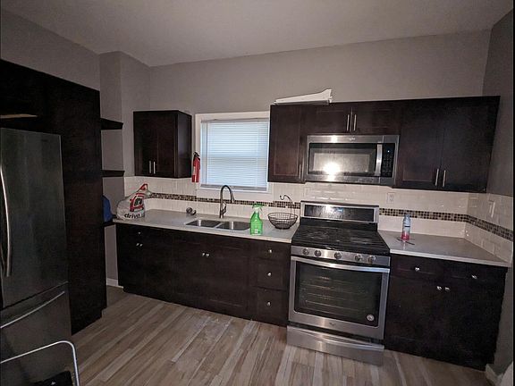 3rd image of 59 Edgar St Floor 2