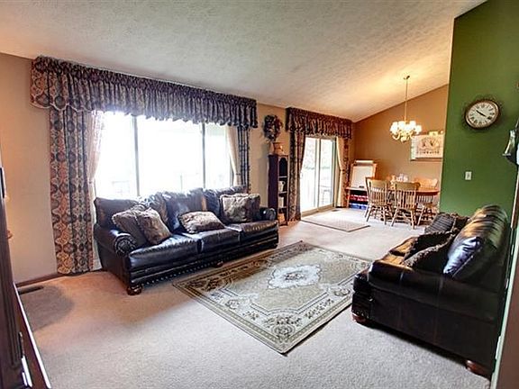 4th image of 1808 Sherwood Forest Dr
