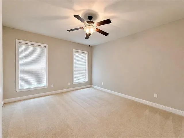 496 Tiger Ave — Photo 11