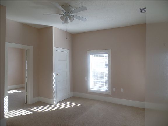5th image of 1608 Byrne St