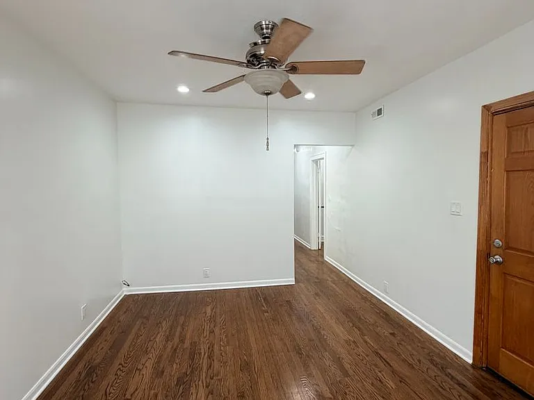 1748 N Keystone Ave — Photo 28