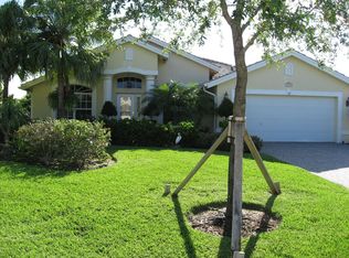 7749 SE Mammoth Dr, Hobe Sound, FL 33455