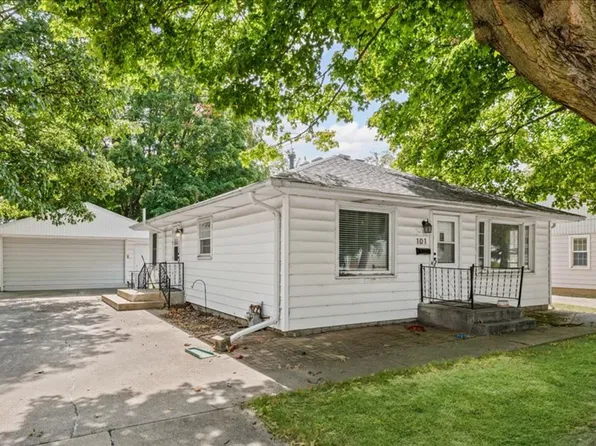 101 W Cypress St, Normal, IL 61761