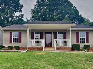 3707 Sherbourne Ln, Greensboro, NC 27405