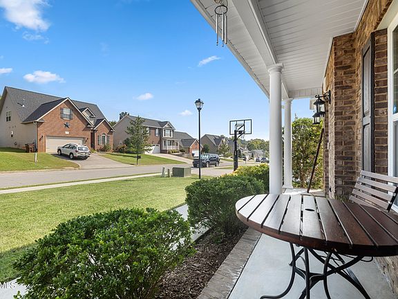 2nd image of 1750 Point Wood Dr