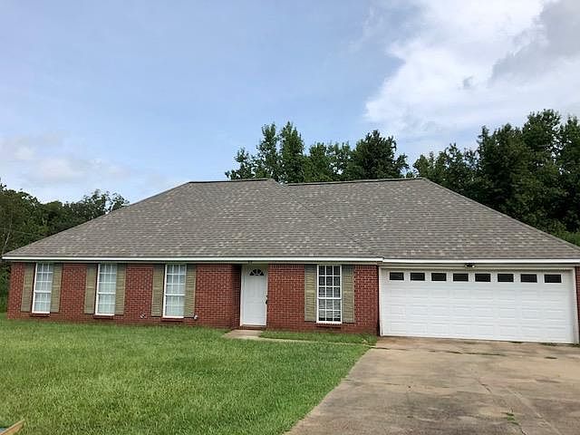 1st image of 818 Deerfield Dr