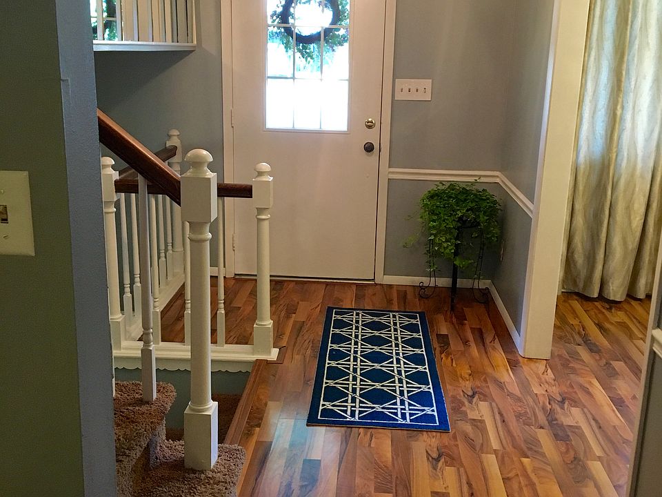 1st image of 3060 Leonora Dr