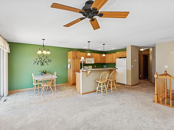 4th image of 136 Sieben Crest Ln