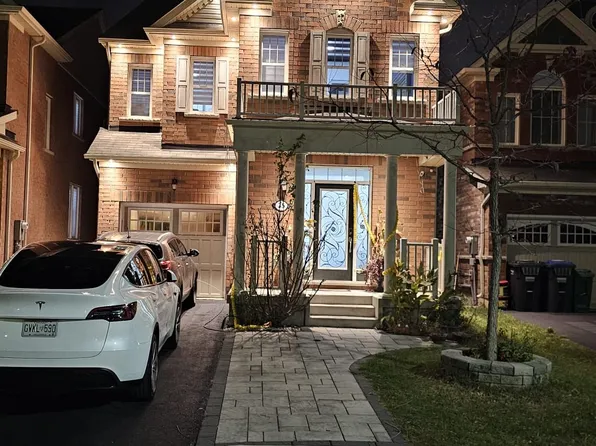 35 Stedford Cres, Brampton, ON L7A 4P5