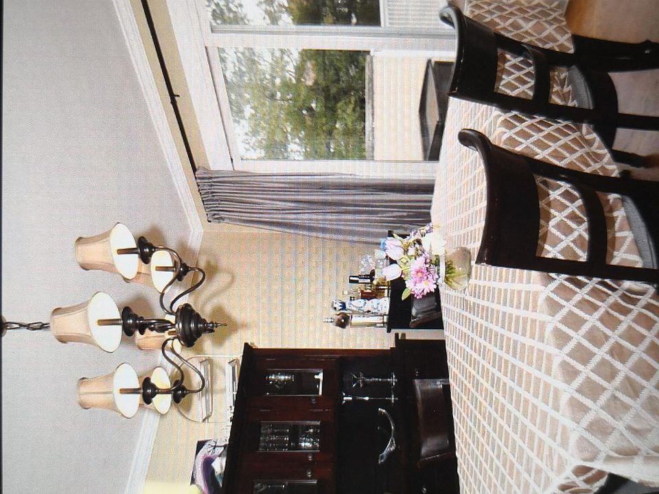 2nd image of 3223 163rd St