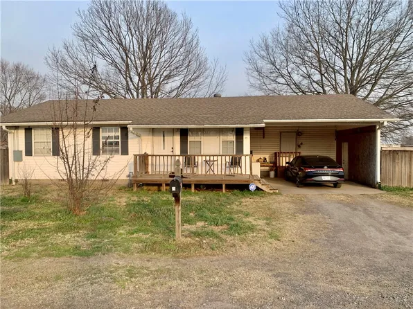 70 S C St, Pottsville, AR 72858