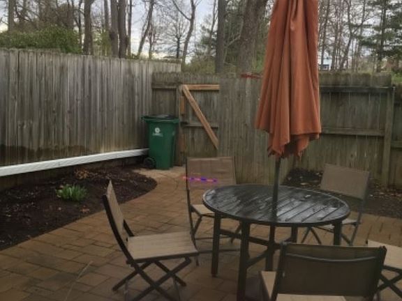 4th image of 108 Canterbury Ct