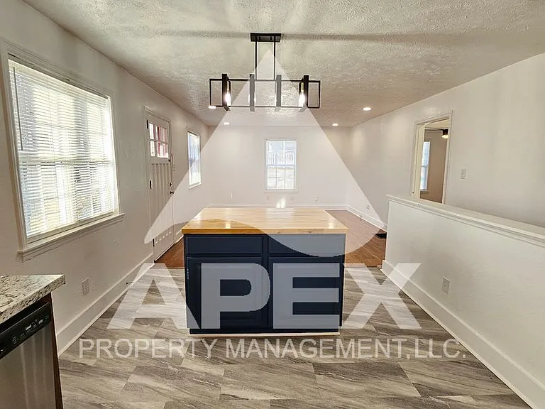 3710 S Haven Rd SE — Photo 10