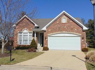 22 Eagle Bluff Ln, Saint Charles, MO 63303