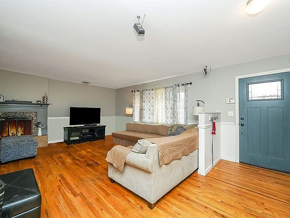 4th image of 2894 Ocean Ave