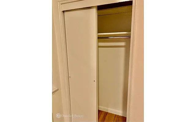 Rented by Douglas Elliman | media 8